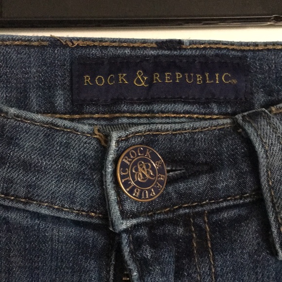 Rock&Republic Dark Wash Bootcut Jeans - Picture 2 of 4